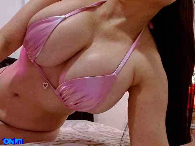 BigTitsAna preview 3