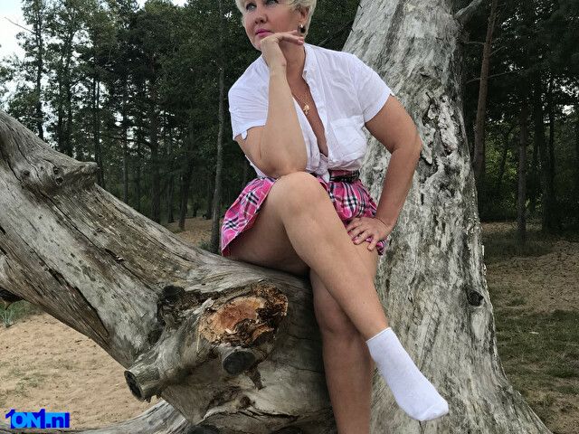 BlondNelly foto 16