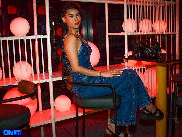 CharlieAdams foto 23