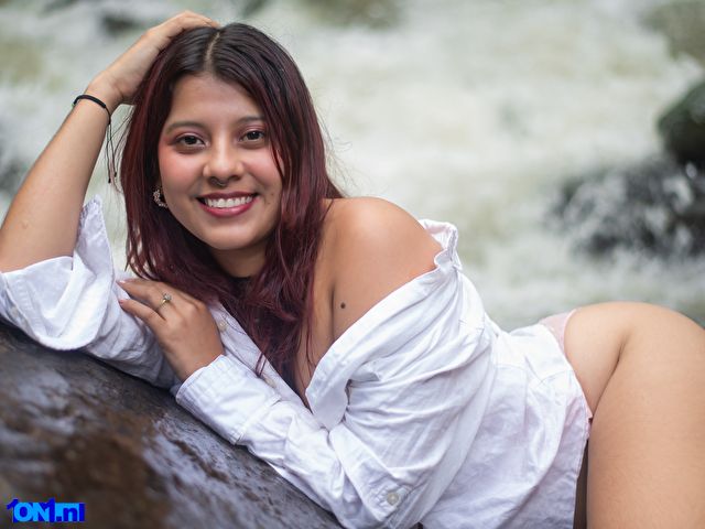 CoralineHale foto 28