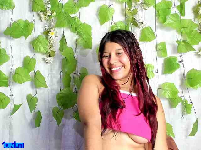 CoralineHale foto 35