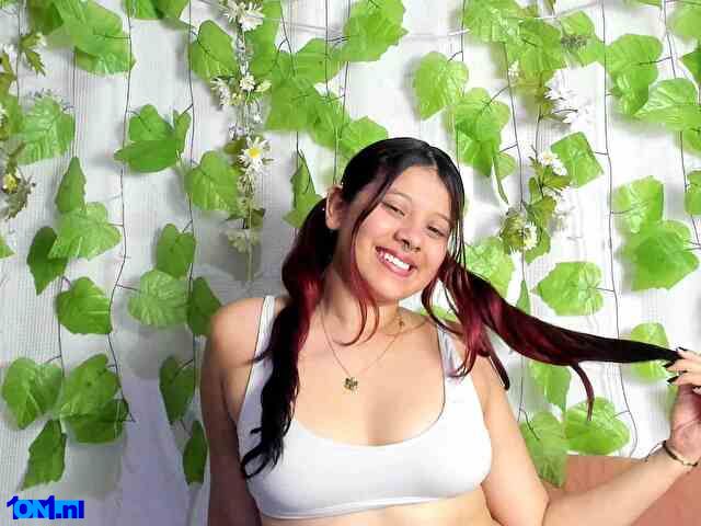 CoralineHale foto 38