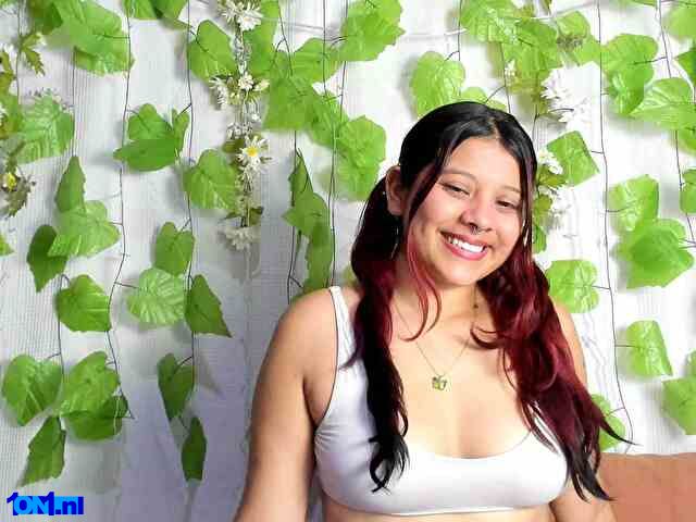 CoralineHale foto 39