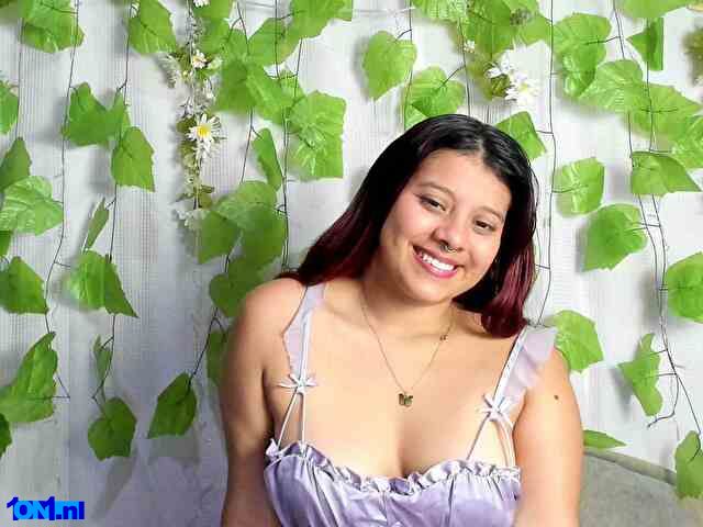 CoralineHale foto 41