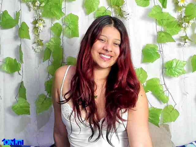 CoralineHale foto 44