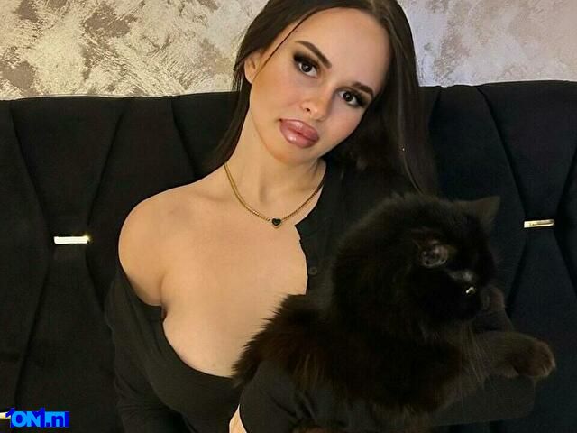 HannahIssa foto 10