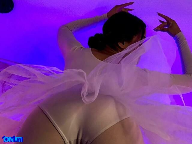 LiliEvanss preview 2