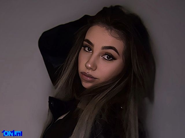 LilyWet foto 9
