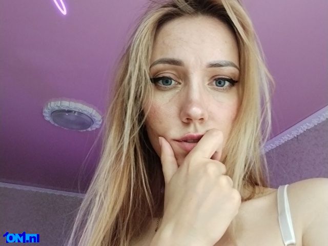 LollaBanny preview 1