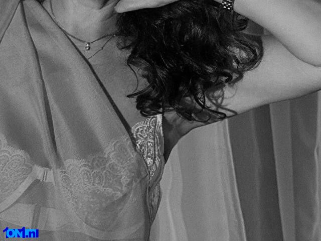 LucyBelly foto 18