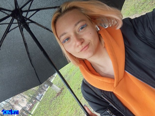 MelaniOrange foto 10