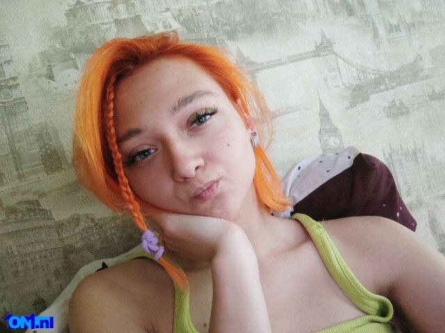 MelaniOrange foto 19