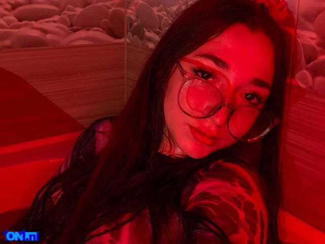 MenciaLove preview 5