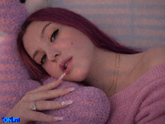 RebeFucksonn preview 1