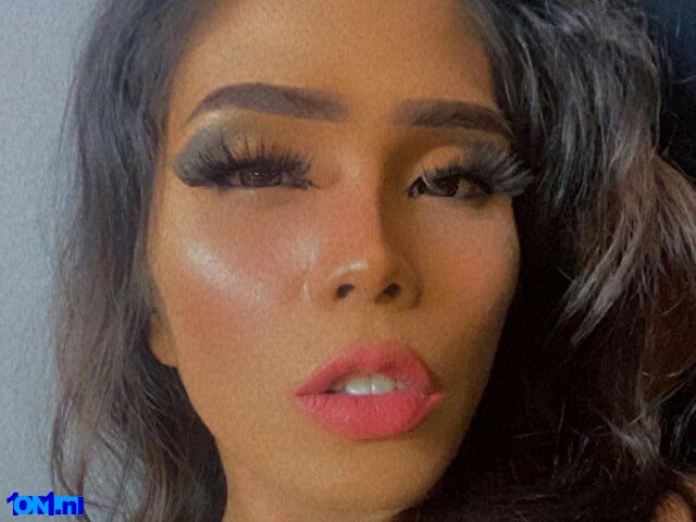 Samanthabrig preview 3