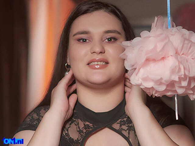 SaraElise preview 1