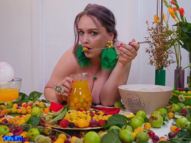 SinFulTitsDD foto 32