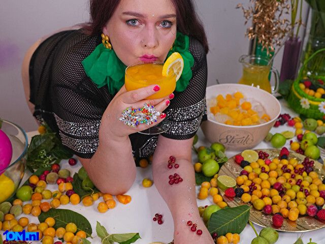 SinFulTitsDD foto 16