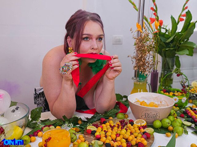 SinFulTitsDD foto 21