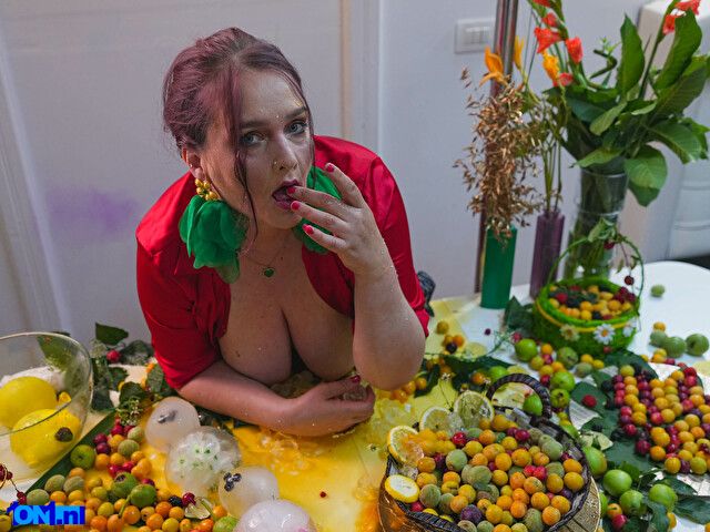 SinFulTitsDD foto 29