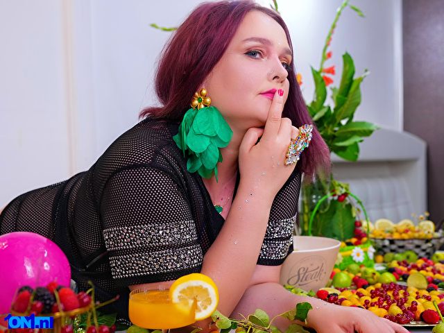 SinFulTitsDD foto 31