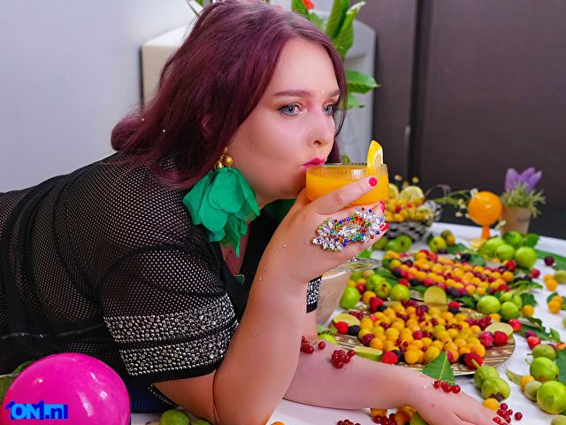 SinFulTitsDD foto 36