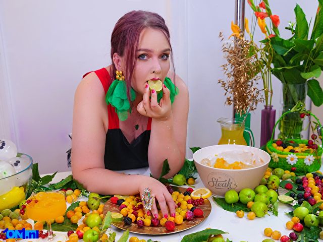 SinFulTitsDD foto 41