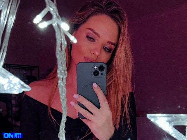 SquirtJulia foto 11