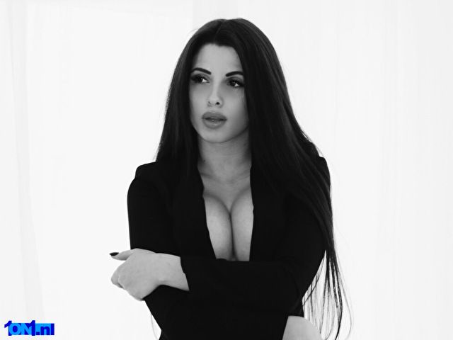 julialovee preview 1